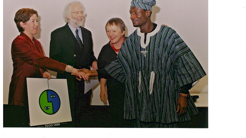 TO DO Award 2000 Kasapa Centre, Ghana